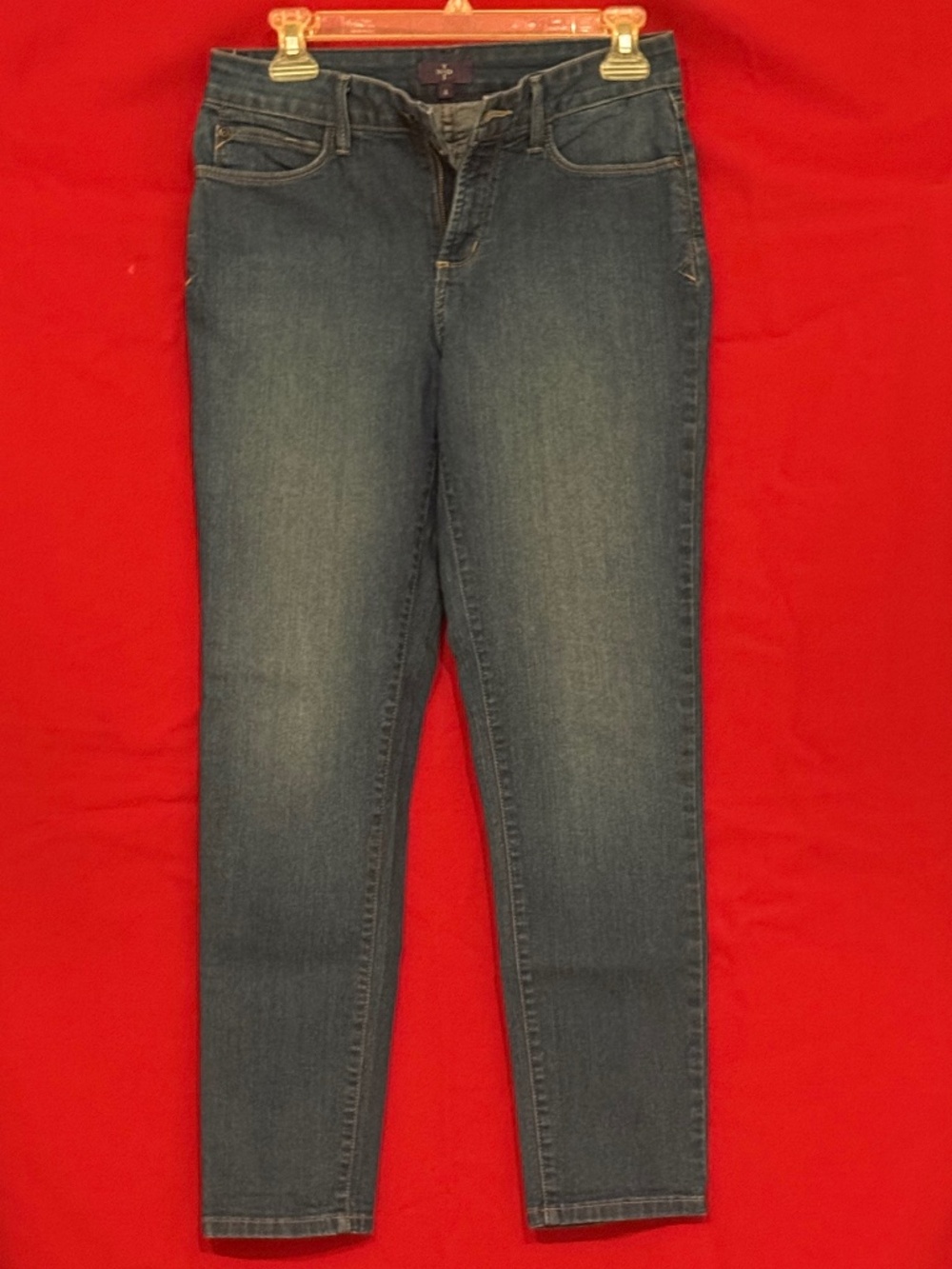 NYDJ ANKLE JEANS STRAIGHTS SIZE 4
